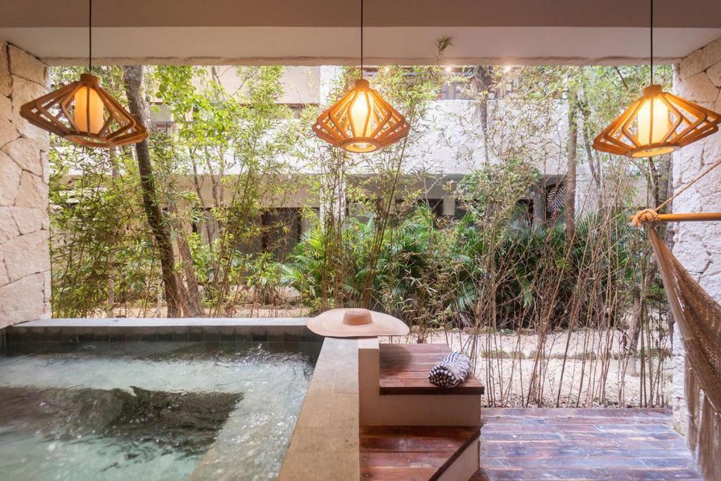 The Alux Club Access Apartment